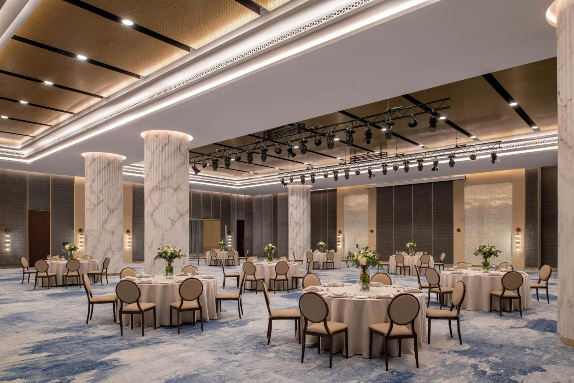 The St. Regis Marsa Arabia Island, The Pearl Qatar Hotel Doha Exterior photo